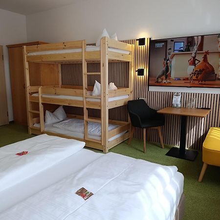 Familienhotel Nahe Der Therme 에르딩 외부 사진