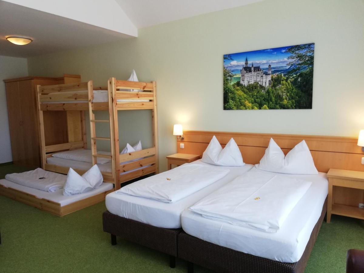 Familienhotel Nahe Der Therme 에르딩 외부 사진