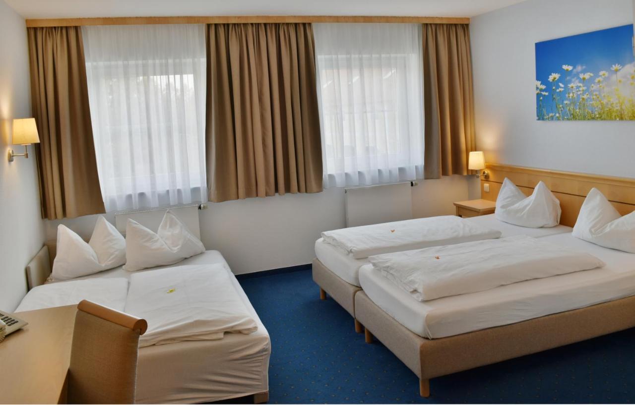 Familienhotel Nahe Der Therme 에르딩 외부 사진