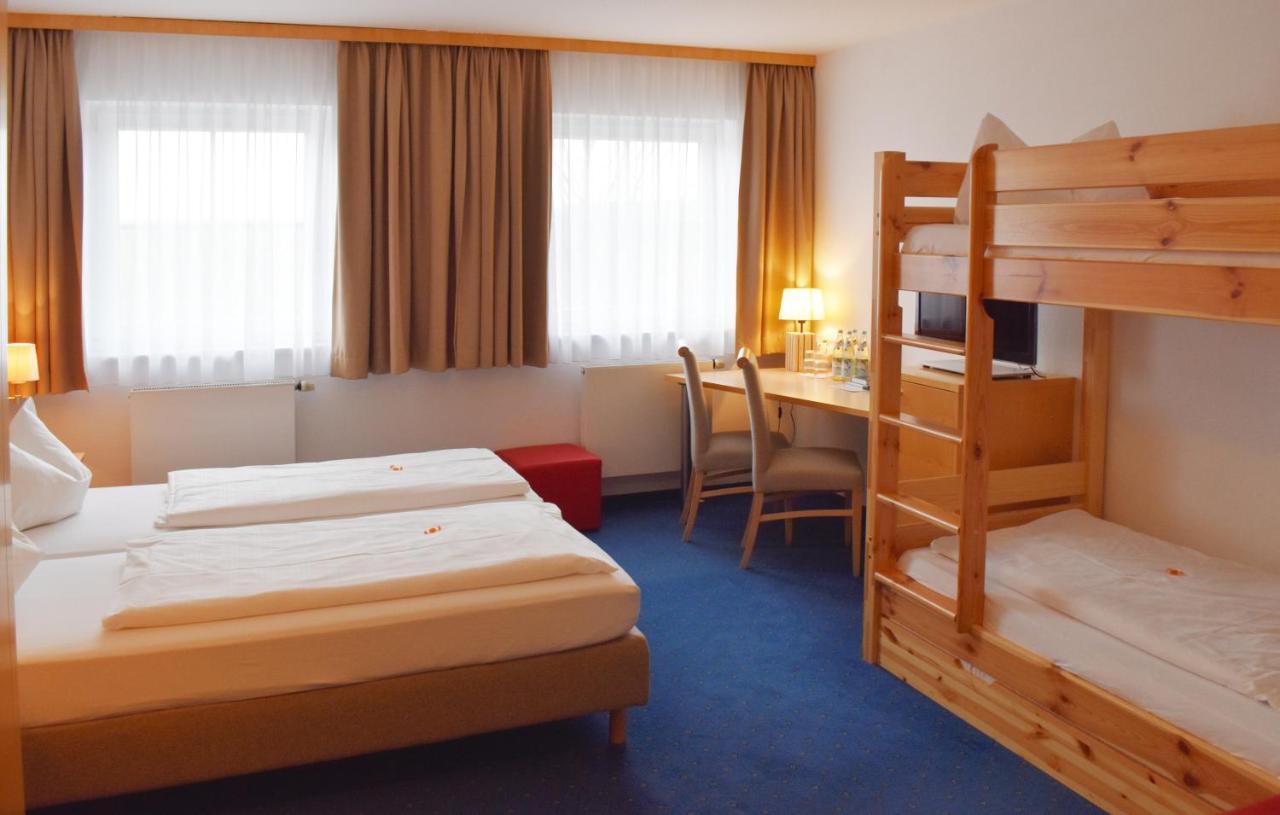 Familienhotel Nahe Der Therme 에르딩 외부 사진
