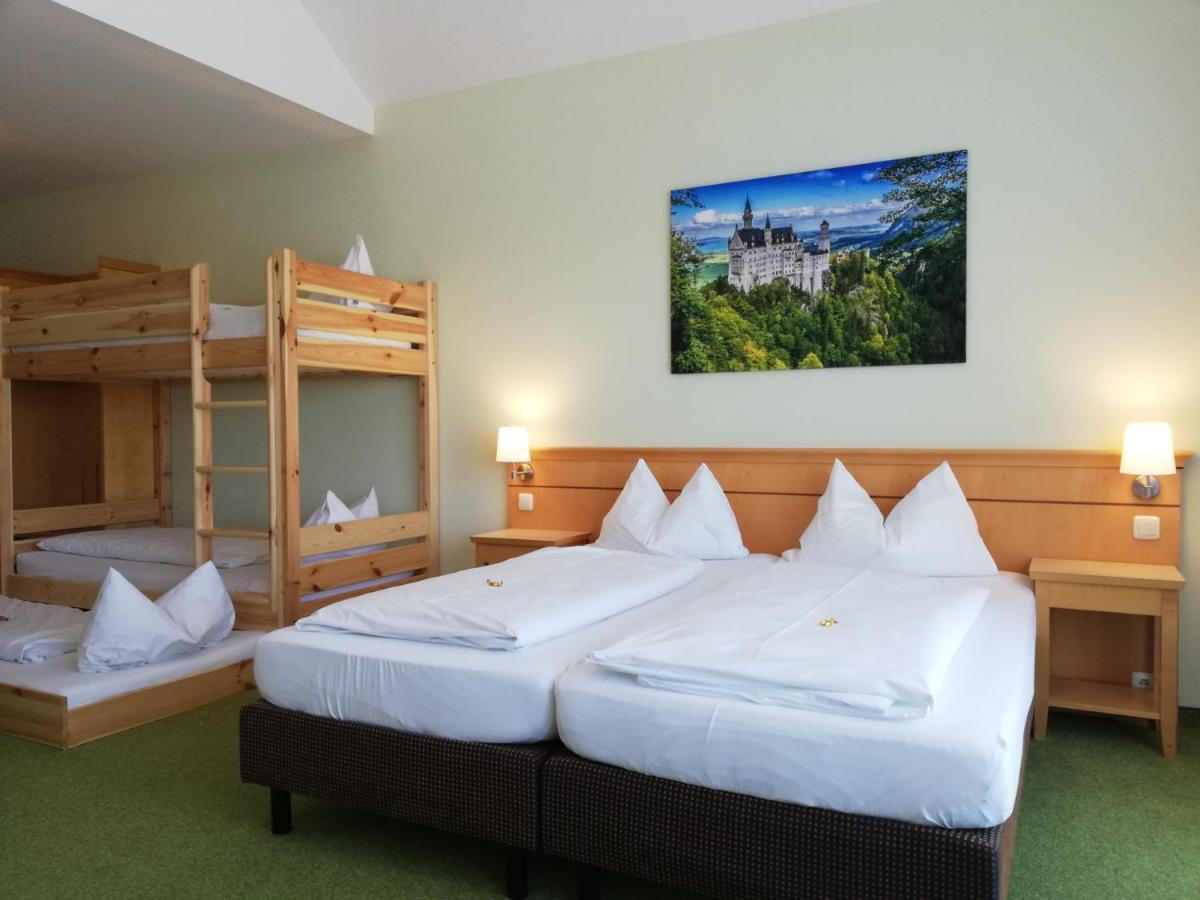 Familienhotel Nahe Der Therme 에르딩 외부 사진