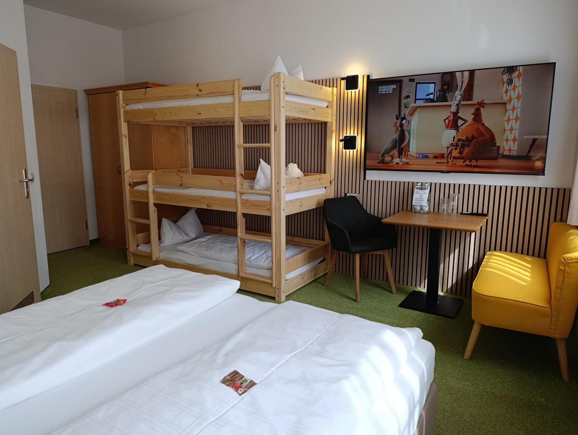 Familienhotel Nahe Der Therme 에르딩 외부 사진